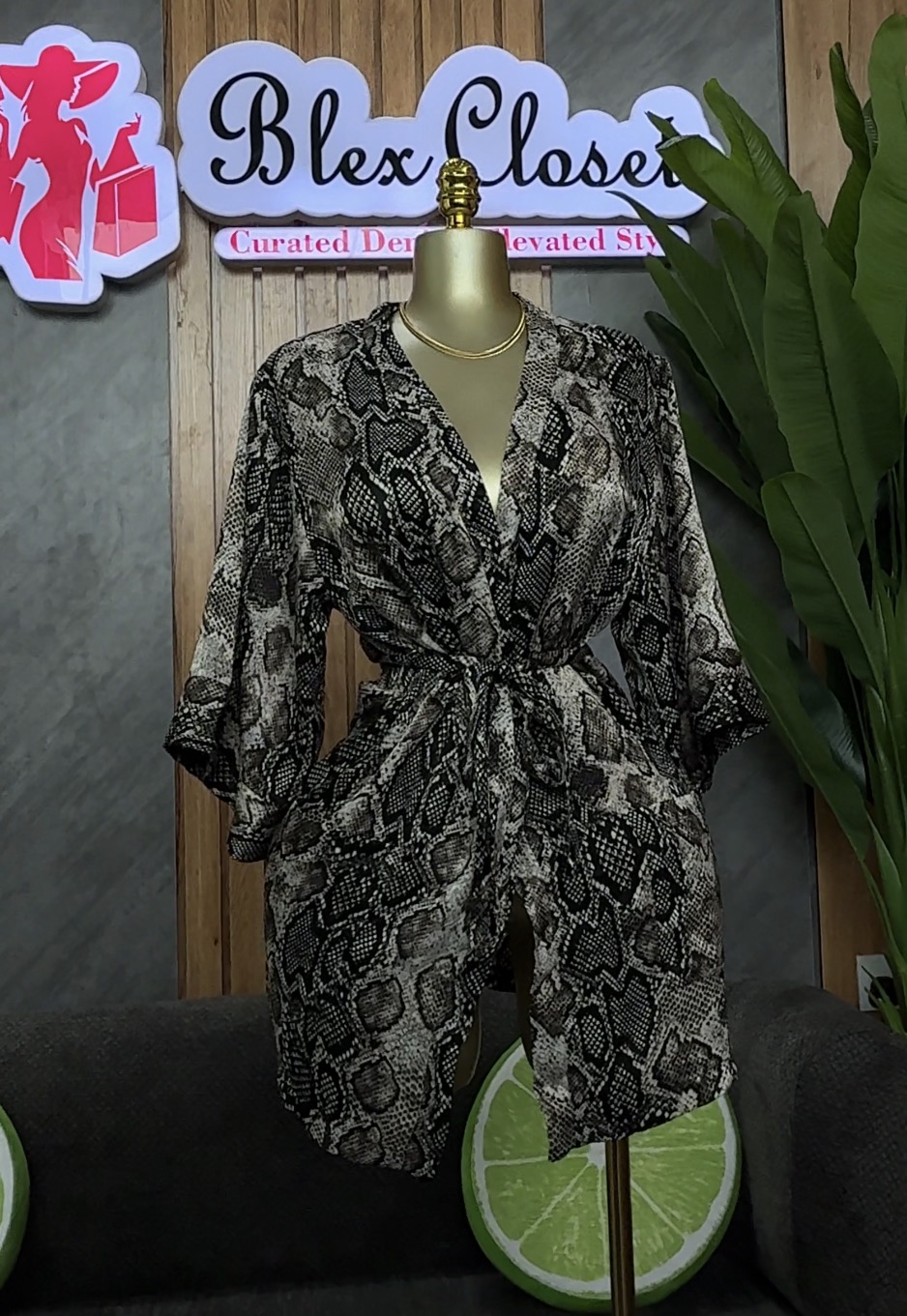 Non stretchy jacket gown 