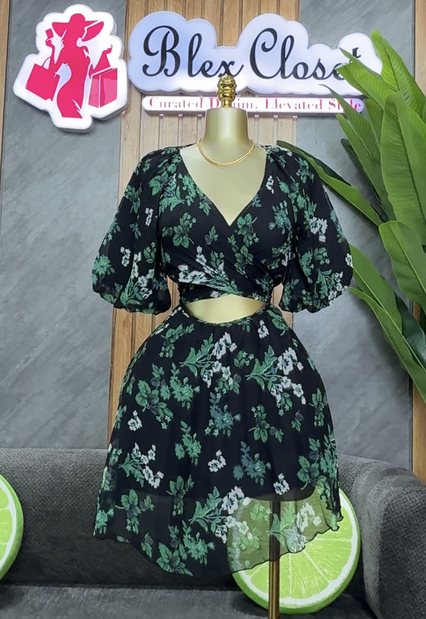 Non stretchy chiffon gown 