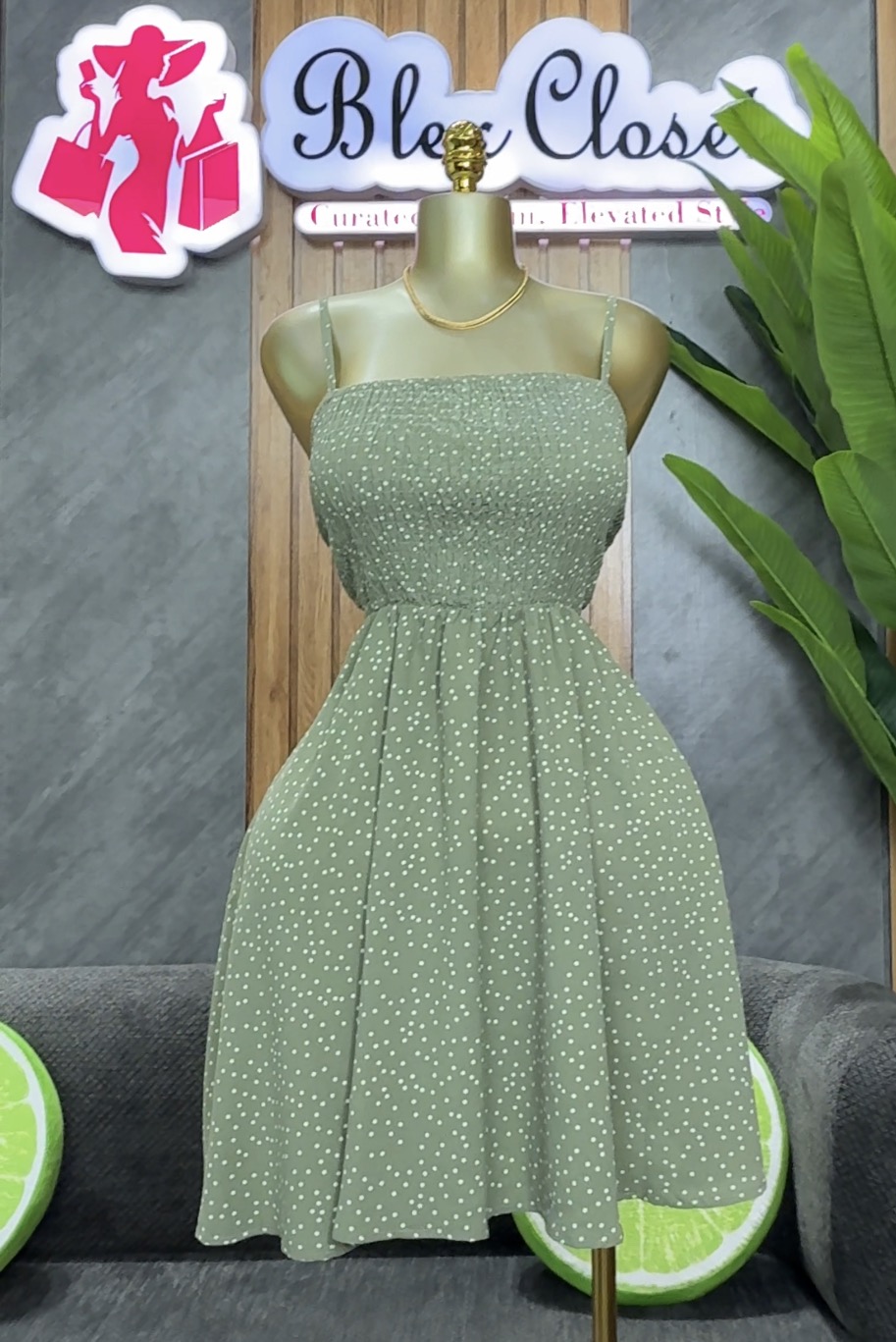 Stretchy gown 