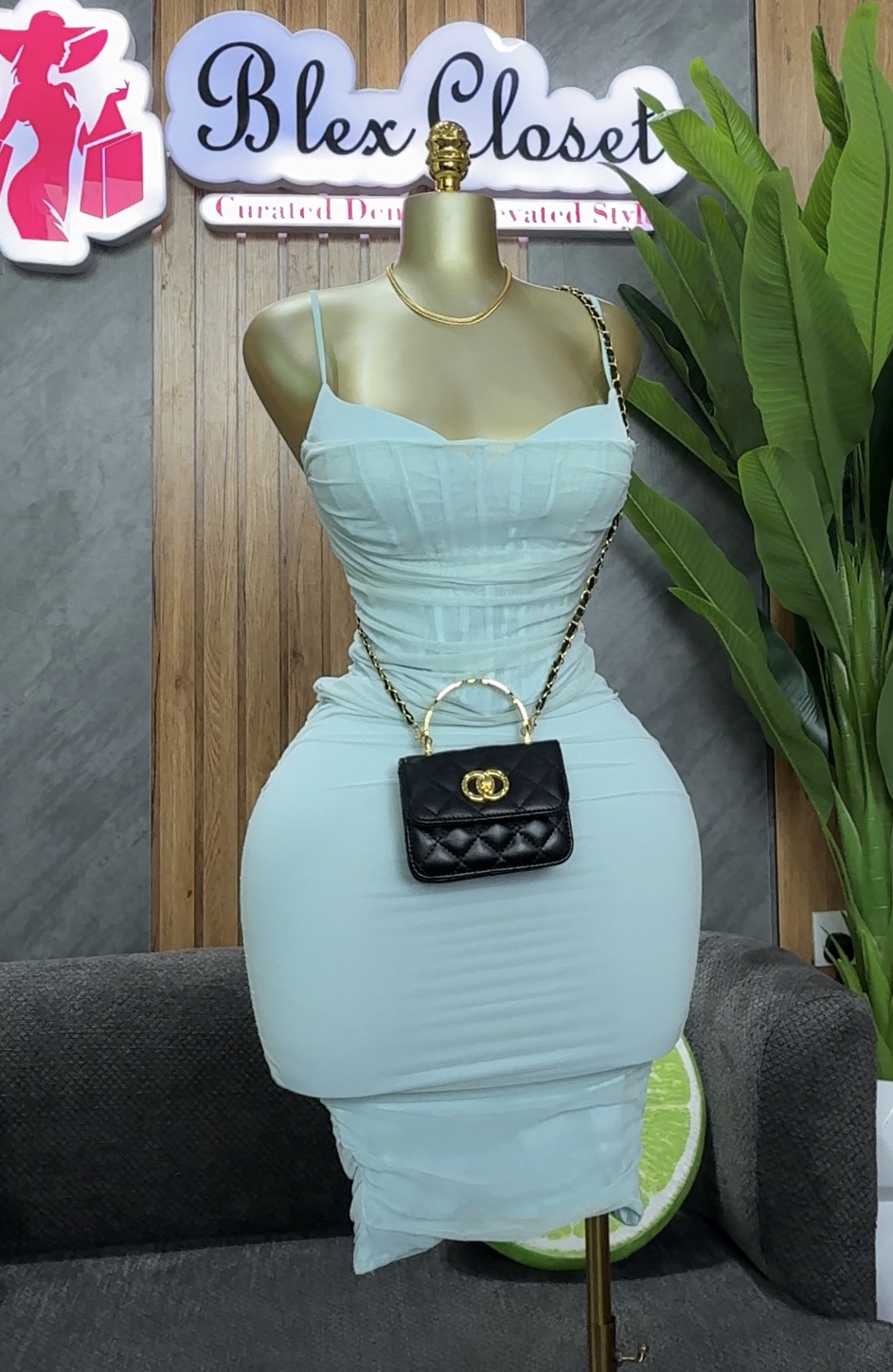 Stretchy gown 