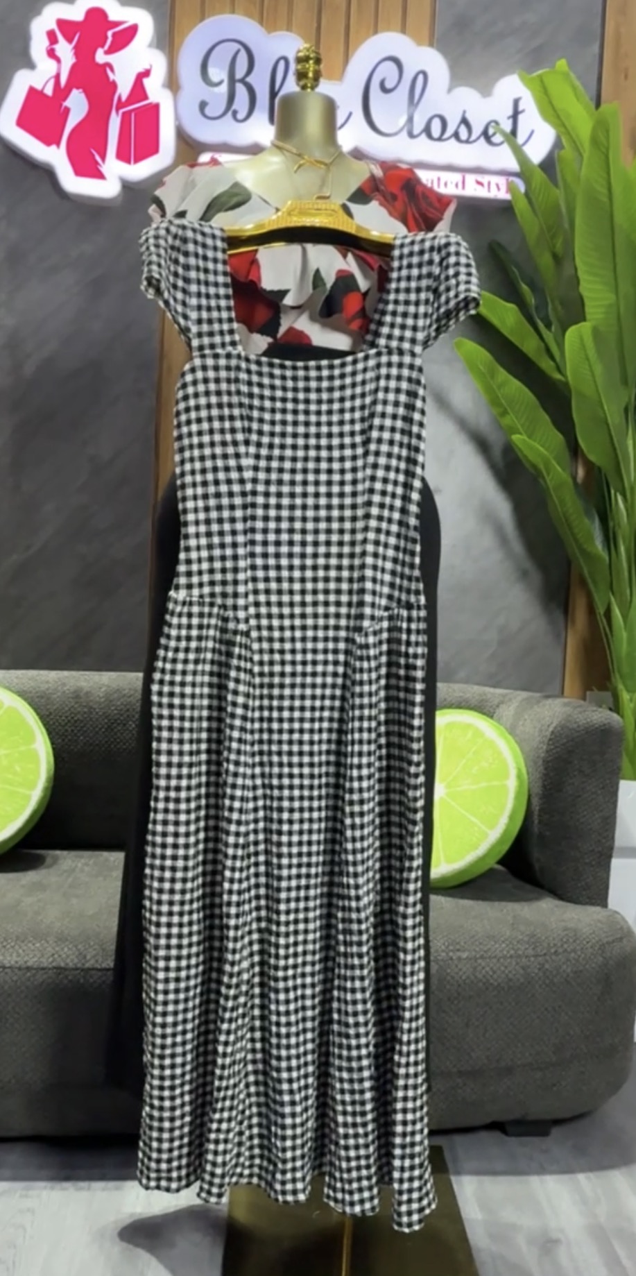Non stretchy gown 